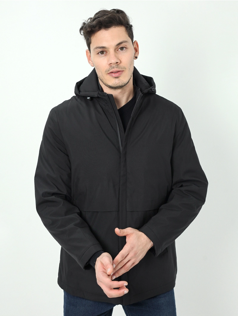 Blouson zippé à capuche